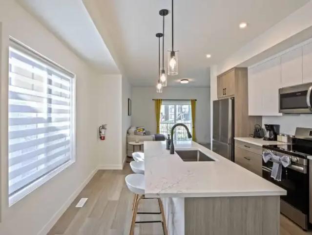 Townhouse for rent in Northwest, Alberta