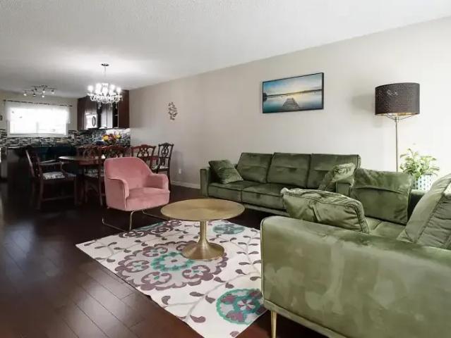 Townhouse for rent in Northwest, Alberta