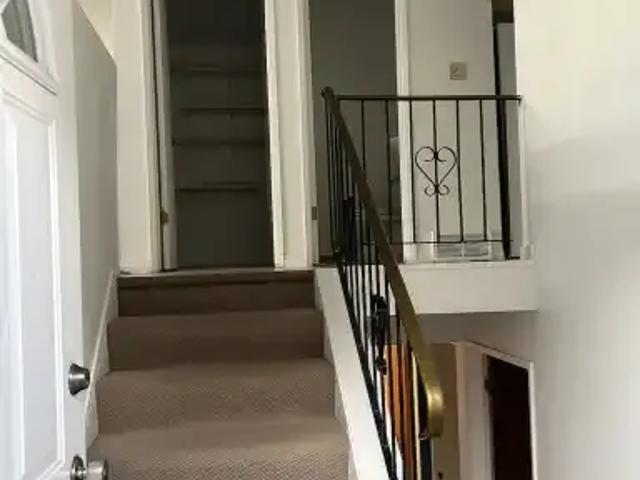 Townhouse for rent in Northwest, Alberta
