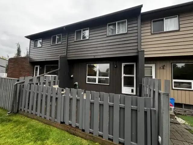 Townhouse for rent in Northwest, Alberta