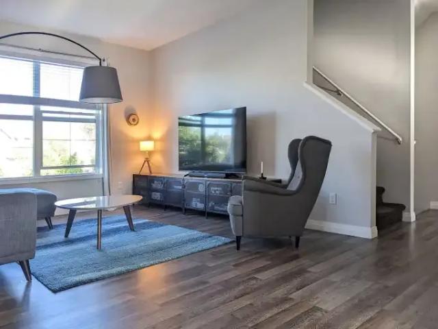 Townhouse for rent in Northwest, Alberta
