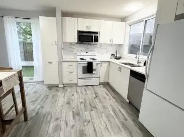 Townhouse for rent in Northwest, Alberta