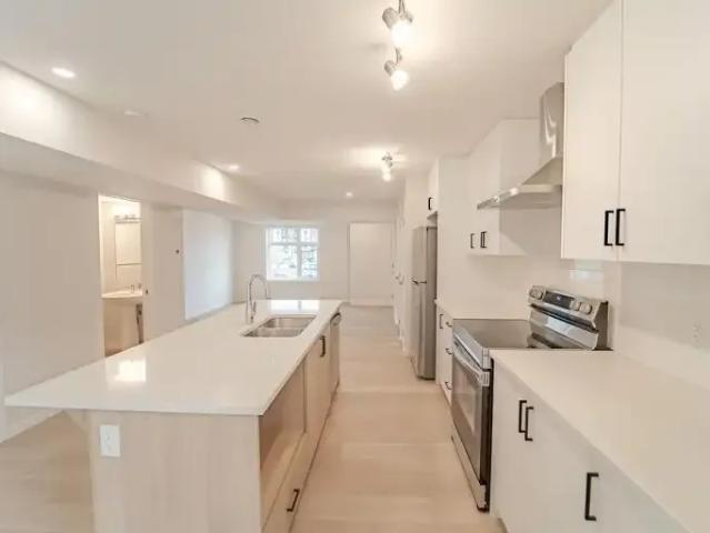 Townhouse for rent in Northwest, Alberta