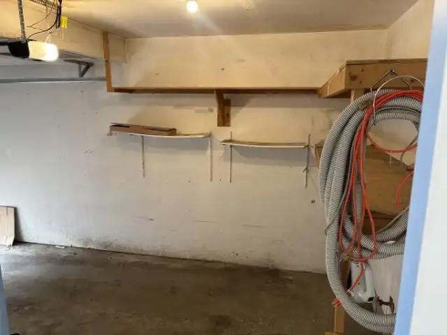 Townhouse for rent in Northwest, Alberta