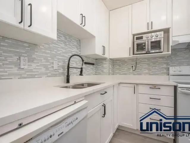 Townhouse for rent in Northwest, Alberta