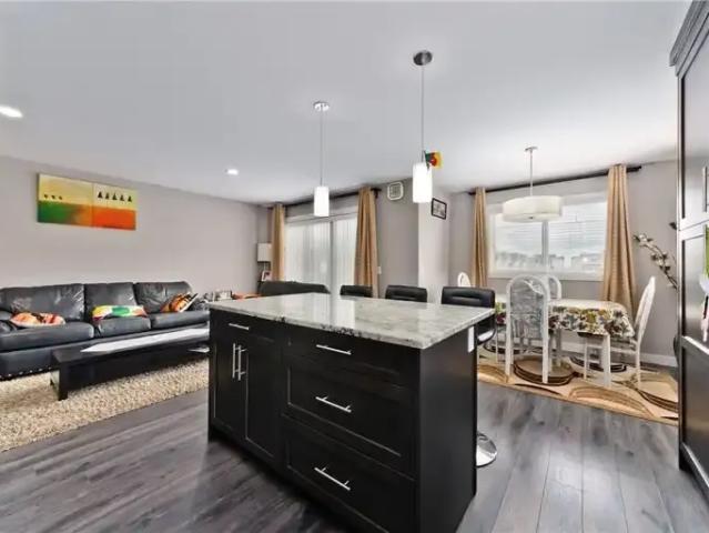 Townhouse for rent in Skyview Ranch, Calgary