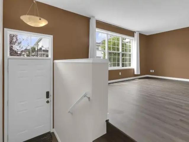 Townhouse for rent in Tuscany, Calgary