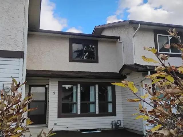 Townhouse for rent in Temple, Calgary