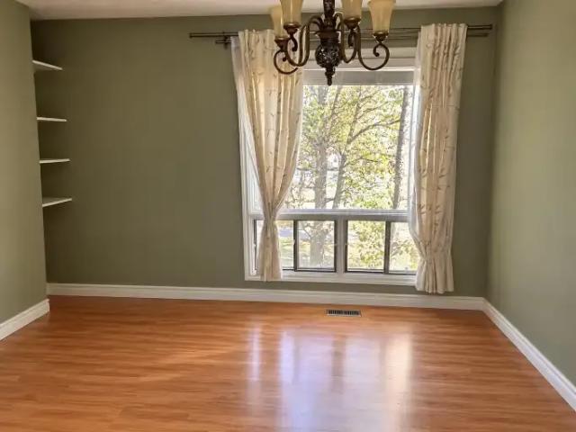 Townhouse for rent in Ranchlands, Calgary