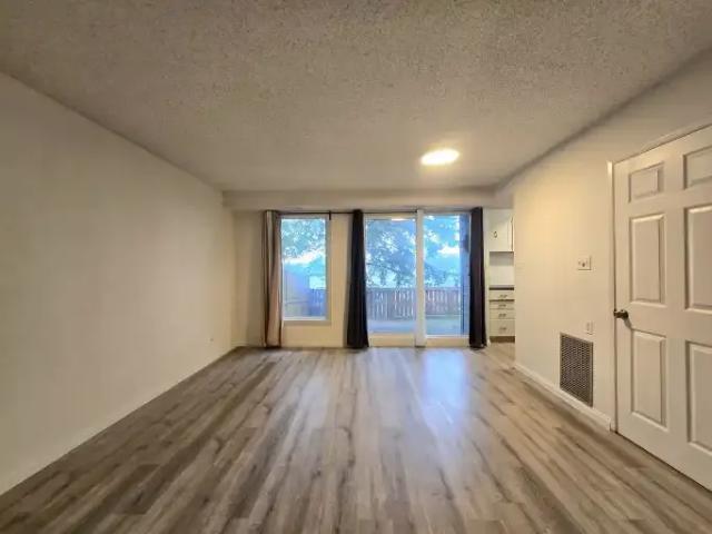 Townhouse for rent in Dalhousie, Calgary