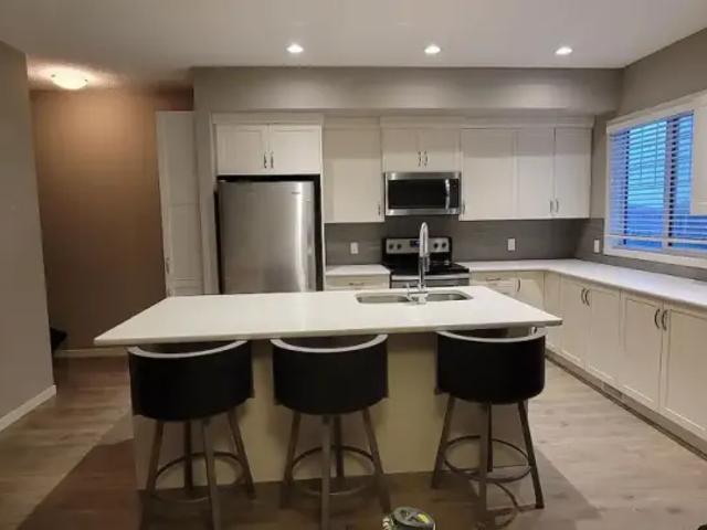 Townhouse for rent in Nolan Hill, Calgary