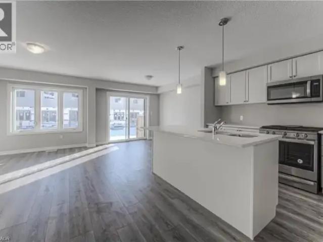 Townhouse for rent in Cambridge, Ontario