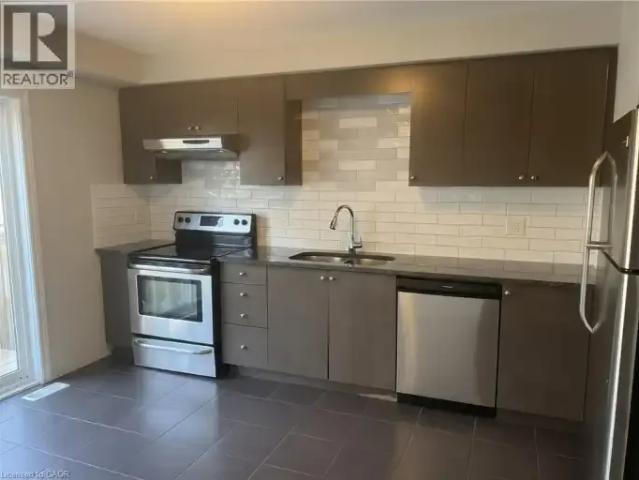 Townhouse for rent in Cambridge, Southwestern Ontario