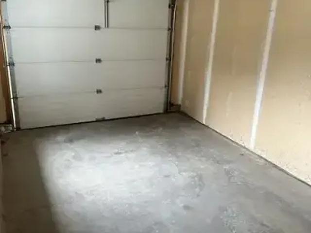 Townhouse for rent in Chestermere, Alberta