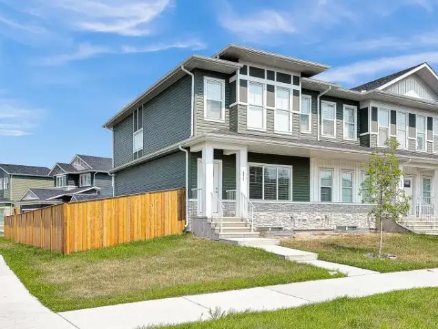 Townhouse for rent in Chestermere, Alberta