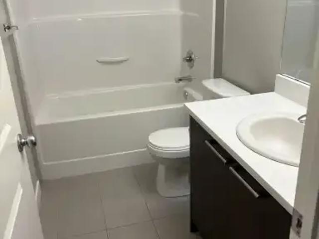 Townhouse for rent in Chestermere, Alberta