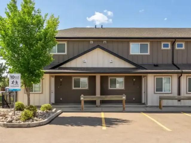 Townhouse for rent in Cherry Grove, Alberta