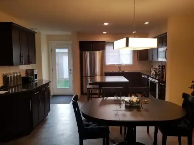 Townhouse for rent in Wedgewood, Alberta