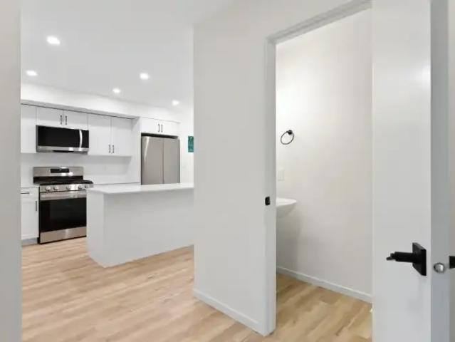 Townhouse for rent in Alberta Avenue, Edmonton