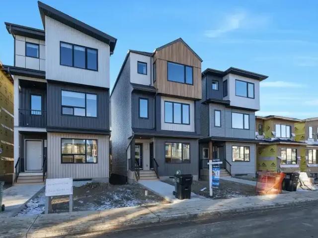 Townhouse for rent in Wedgewood, Alberta