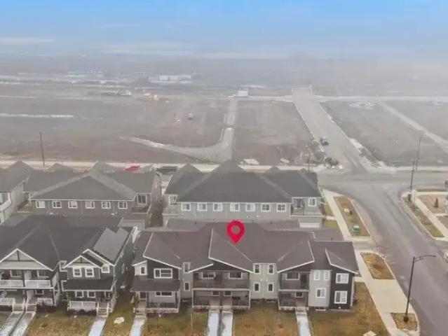 Townhouse for rent in Wedgewood, Alberta
