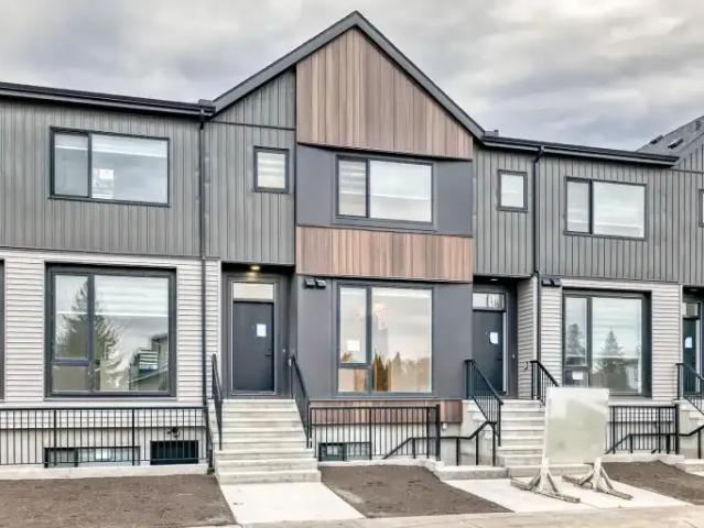 Townhouse for rent in Wedgewood, Alberta