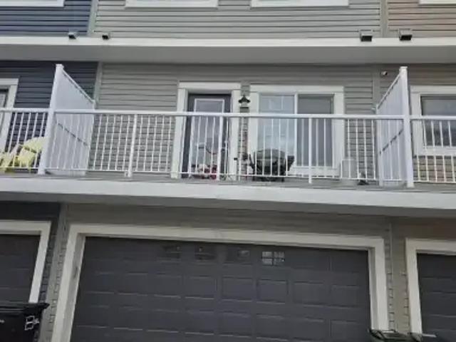 Townhouse for rent in Wedgewood, Alberta