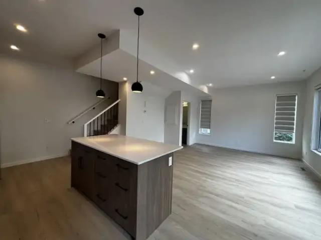 Townhouse for rent in Wedgewood, Alberta