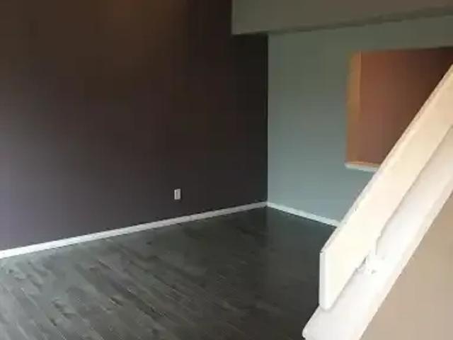 Townhouse for rent in Wedgewood, Alberta