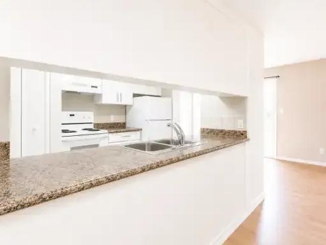Townhouse for rent in Wedgewood, Alberta