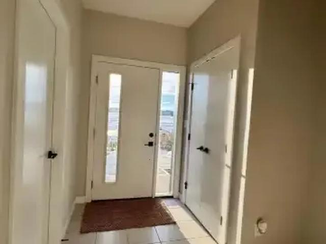 Townhouse for rent in Wedgewood, Alberta