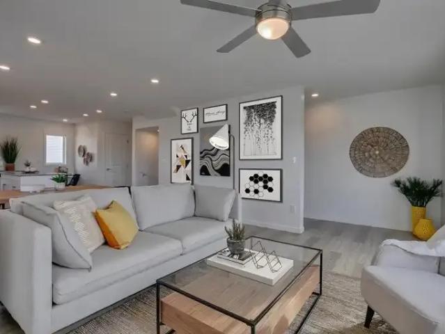 Townhouse for rent in Wedgewood, Alberta