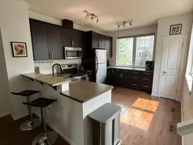 Townhouse for rent in Wedgewood, Alberta