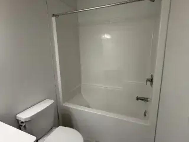 Townhouse for rent in Wedgewood, Alberta