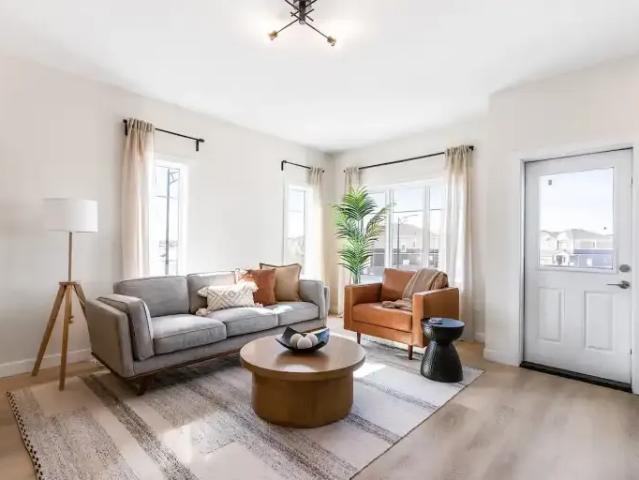 Townhouse for rent in Wedgewood, Alberta