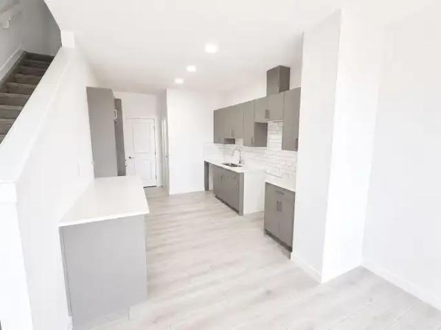 Townhouse for rent in Wedgewood, Alberta