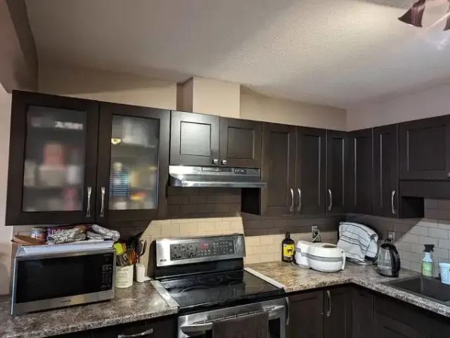 Townhouse for rent in Wedgewood, Alberta