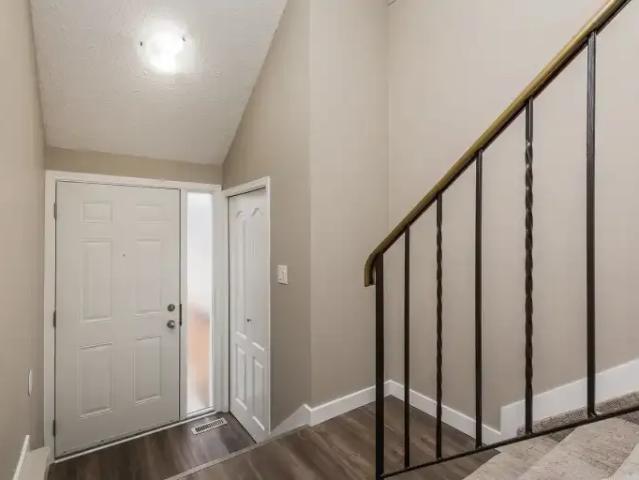 Townhouse for rent in Wedgewood, Alberta