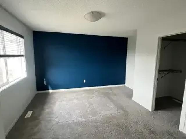 Townhouse for rent in Wedgewood, Alberta