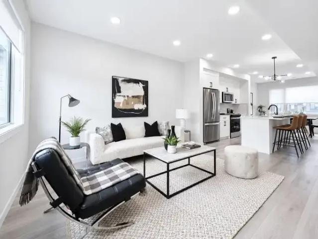 Townhouse for rent in Wedgewood, Alberta