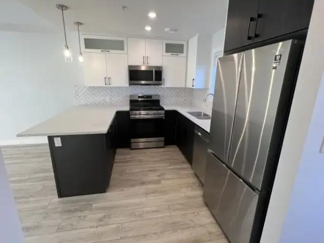 Townhouse for rent in Wedgewood, Alberta