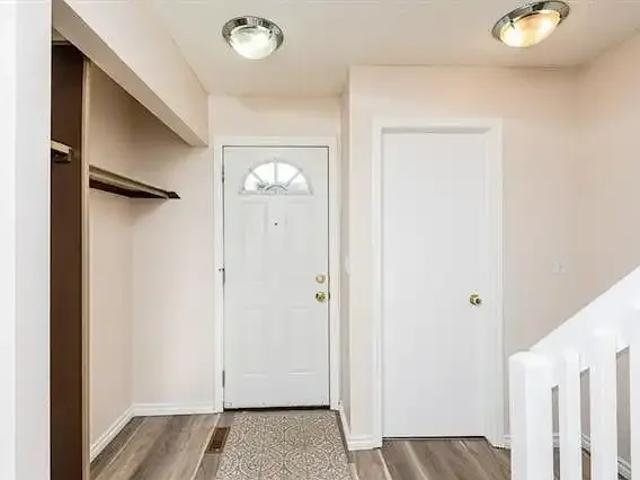 Townhouse for rent in Wedgewood, Alberta
