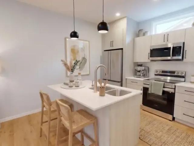 Townhouse for rent in Wedgewood, Alberta