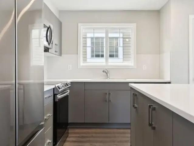 Townhouse for rent in Wedgewood, Alberta