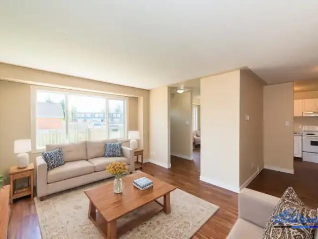 Townhouse for rent in Wedgewood, Alberta
