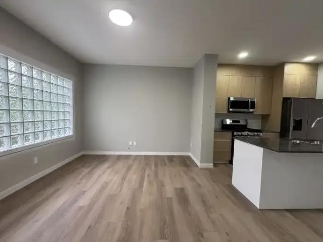 Townhouse for rent in Wedgewood, Alberta