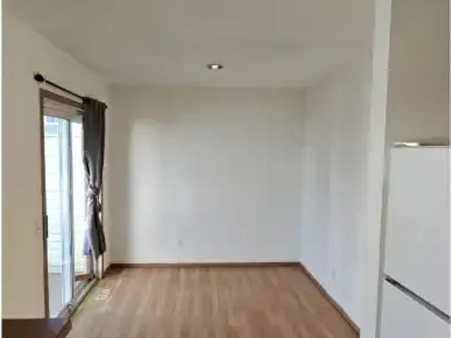 Townhouse for rent in Wedgewood, Alberta