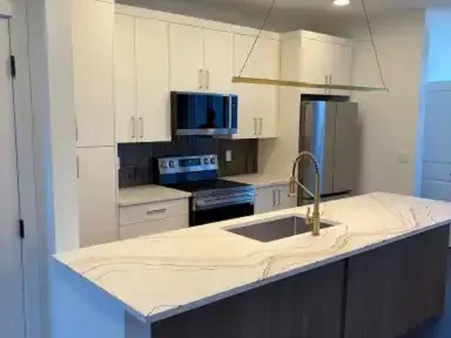 Townhouse for rent in Wedgewood, Alberta