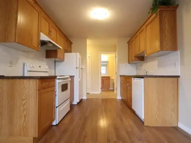 Townhouse for rent in Wedgewood, Alberta