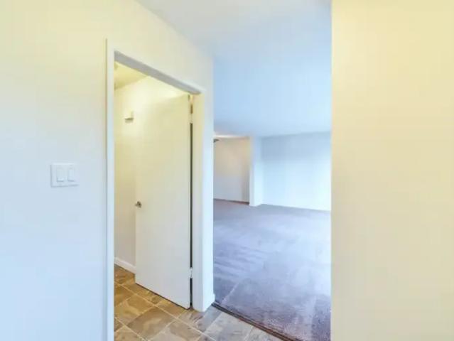 Townhouse for rent in Wedgewood, Alberta